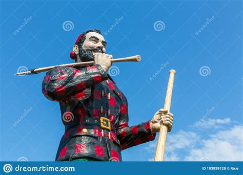  Paul Bunyan! Un gigante americano dai miti straordinari.